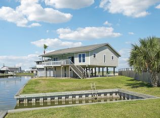 110 Mariner Rd, Freeport, TX 77541