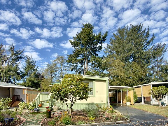 2nd image of 15505 Oceanview Dr Space 12