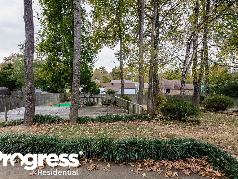 8595 Bell Ridge Dr — Photo 16