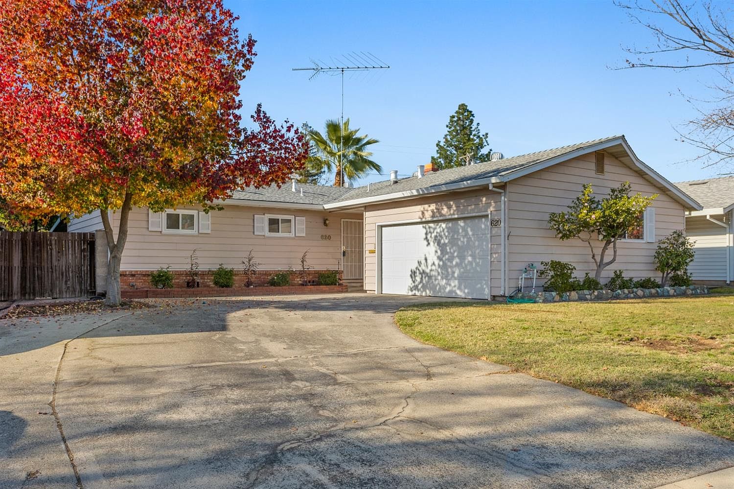 620 Wales Dr Folsom Ca 95630 Zillow