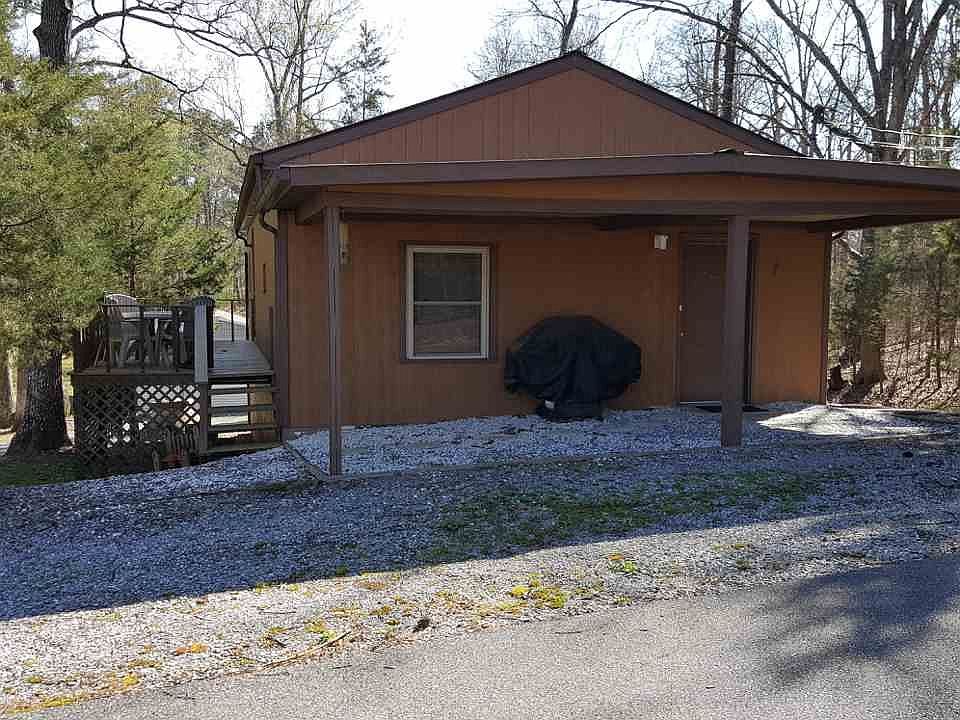 1st image of 33 Post Oak Dr