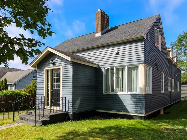1 Stoneyhouse Street, St. John's, NL A1B2T5