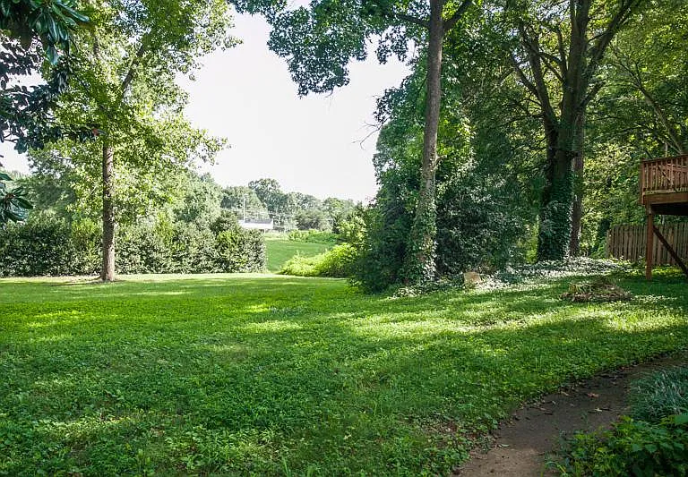 2441 N Decatur Rd — Photo 5