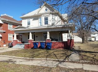 606 W 8th St, Coffeyville, KS 67337