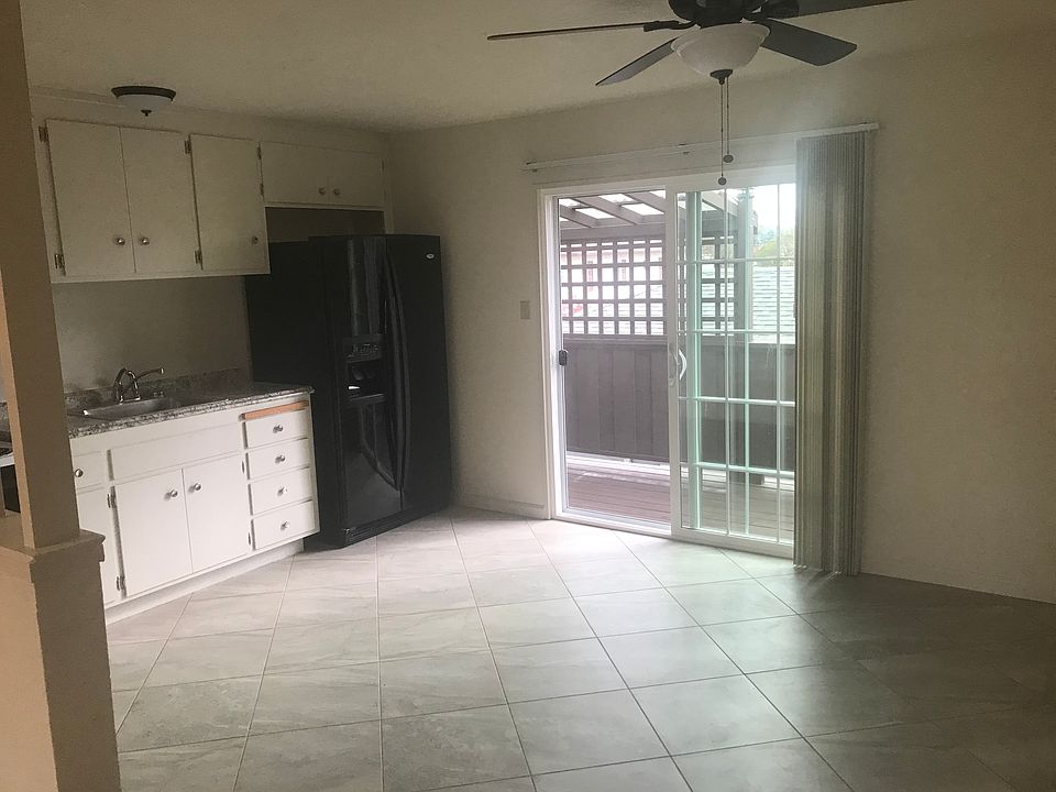 1st image of 20332 Wisteria St APT 4