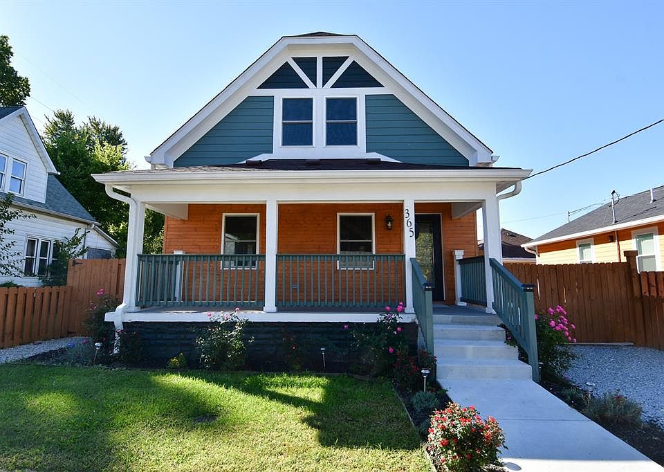 1st image of 365 W 26th St