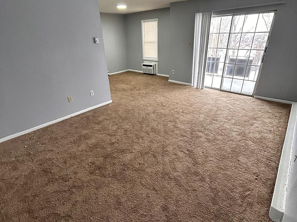 1st image of 949 E Linden St #Street8
