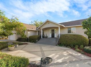 14267 E Peltier Rd, Acampo, CA 95220