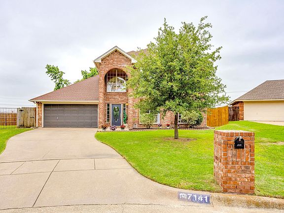 3rd image of 7141 Aspen Wood Trl