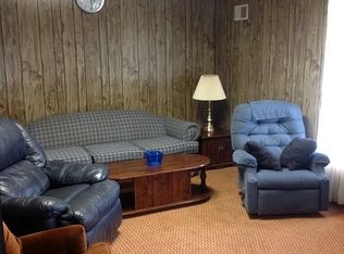 1600 2nd St #1, Moundsville, WV 26041