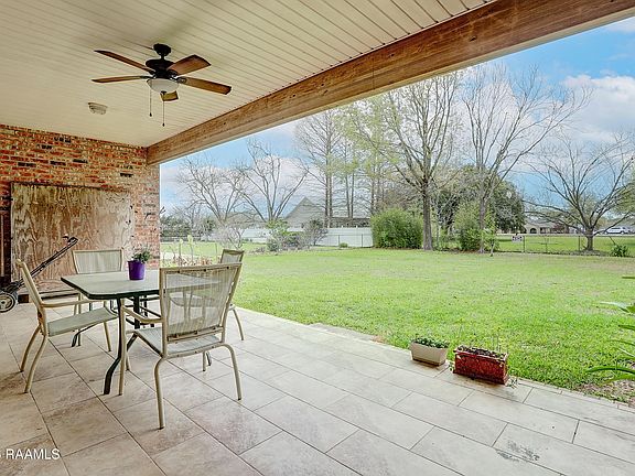 5th image of 2018 Le Belle Villa Blvd