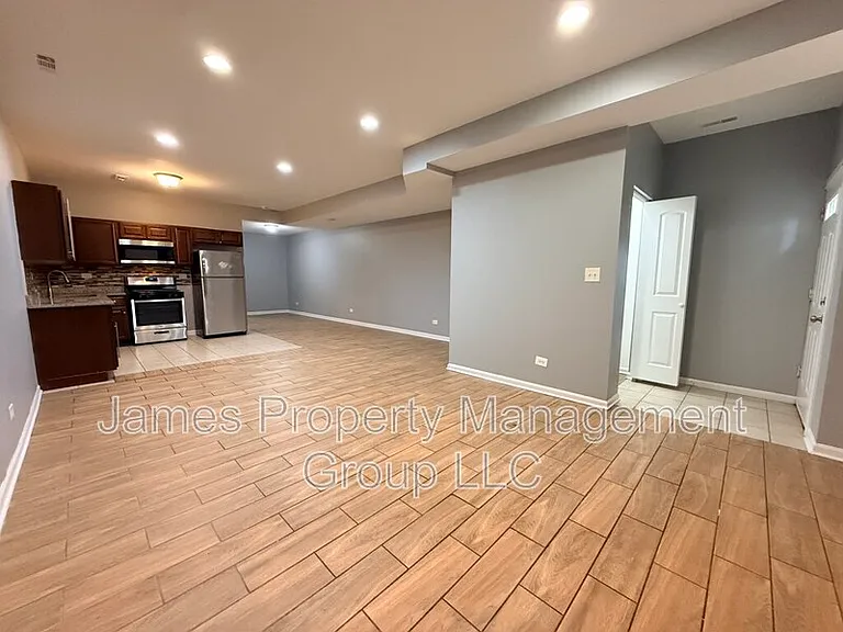 3112 W Monroe St #G — Photo 3
