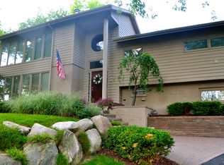 2280 Lawndale Ave, West Bloomfield, MI