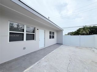 3390 NW 50th St #3390, Miami, FL 33142