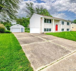 11959 Green Cove Ln, Maryland Heights, MO, 63043