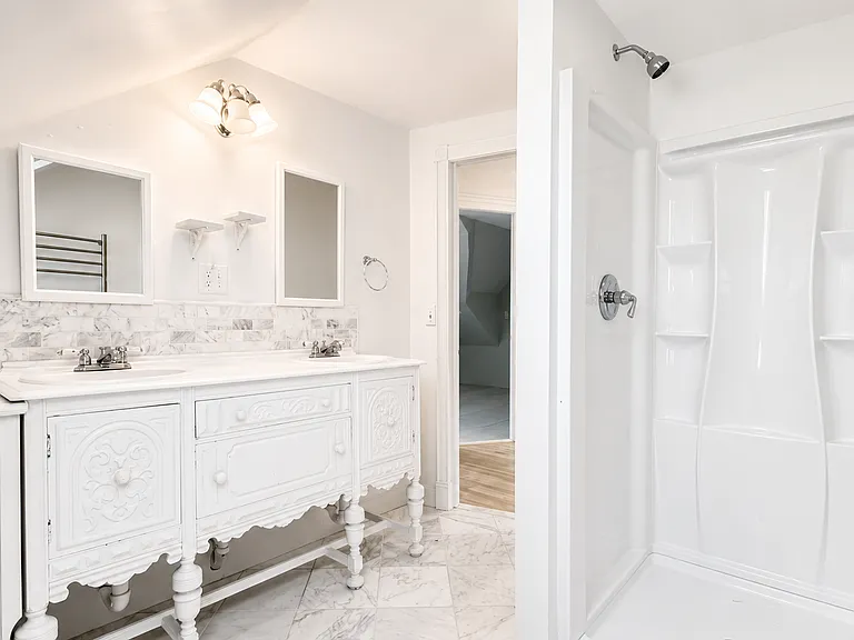 1 Limestone Pl — Photo 14