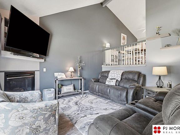 4th image of 822 Clearwater Dr