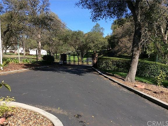 4th image of Campbell Dr