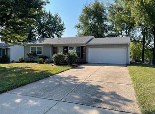 2927 Ehlmann Rd, Saint Charles, MO 63301