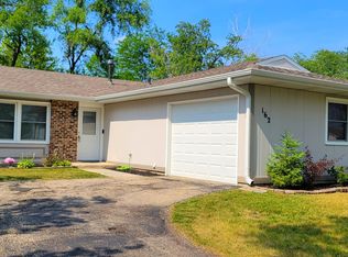 162 E Stevenson Dr, Glendale Heights, IL
