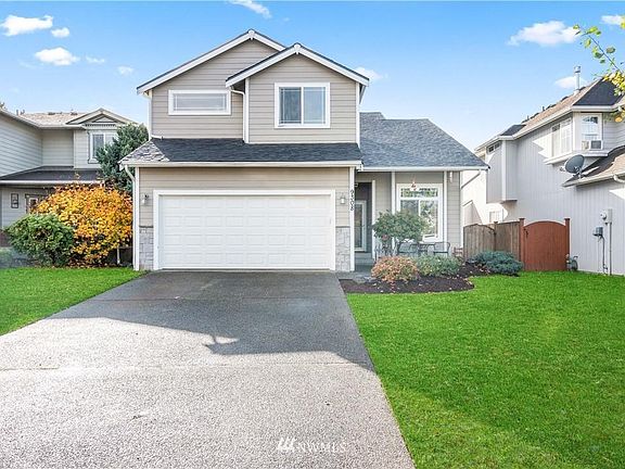 3rd image of 9308 190th St E