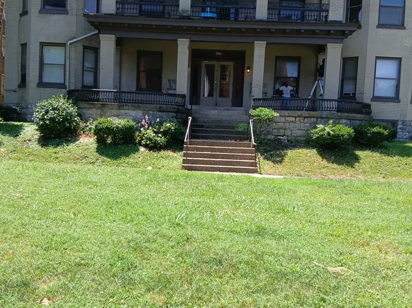 432 Kensington Ct APT 7, Louisville, KY 40208