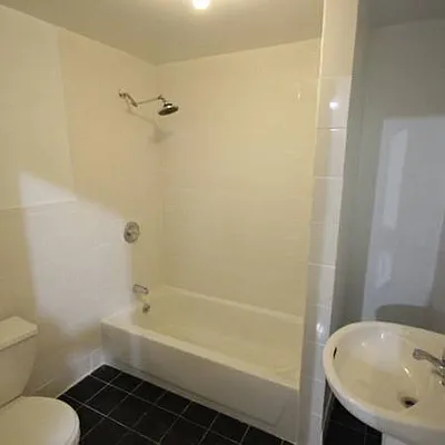 Rented by Garden Management | media 5