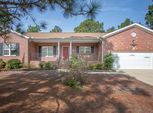 6 Meyer Ct, Pinehurst, NC 28374