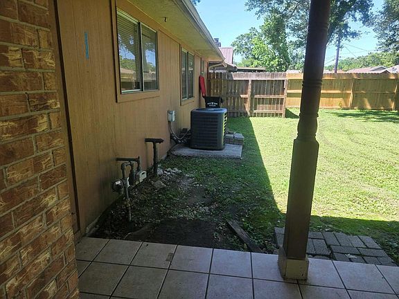 5th image of 5006 Timber Ridge St