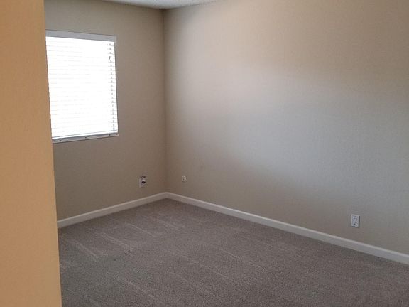 5th image of 1699 Silvertree Dr