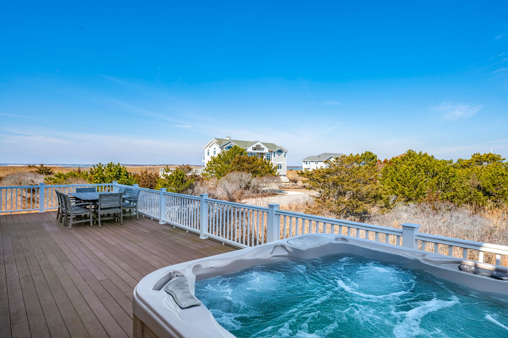  Hot Tub and Outdoor Seating