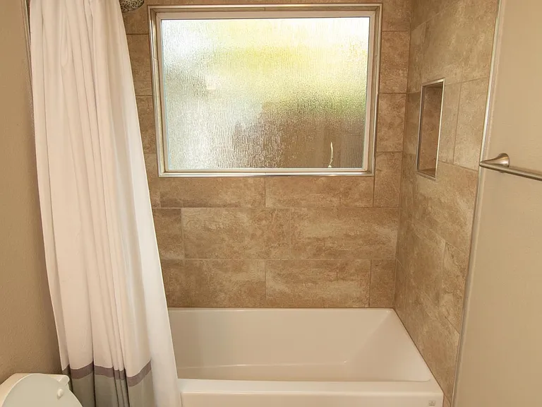 Downstairs full bath.