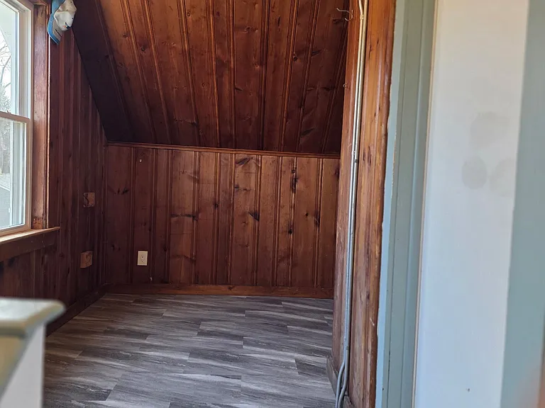 22 Calvin Ave — Photo 10