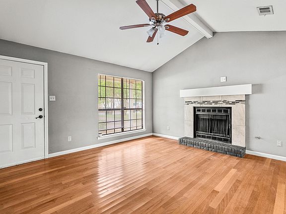 5th image of 65 Point West Cir