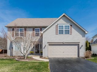 3519 Fairmont Ave, Naperville, IL 60564