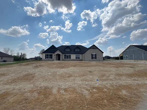 912 Creekview Whites Rd, Van Alstyne, TX 75495