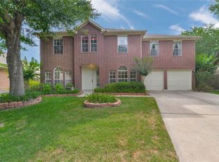 8231 Paddington Place Dr, Houston, TX 77083