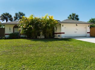 600 Crowberry Rd NE, Palm Bay, FL 32907