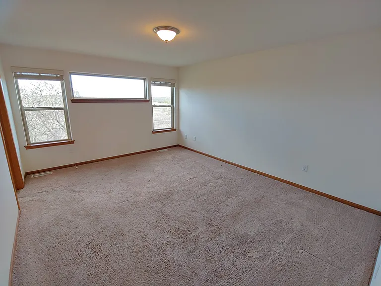 116 Villa Ct — Photo 8