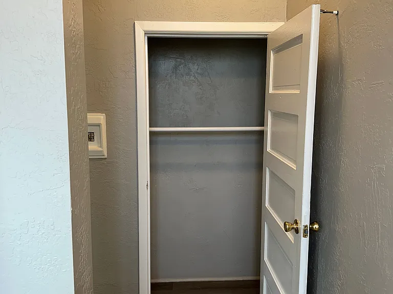 2515 K St #5 — Photo 4