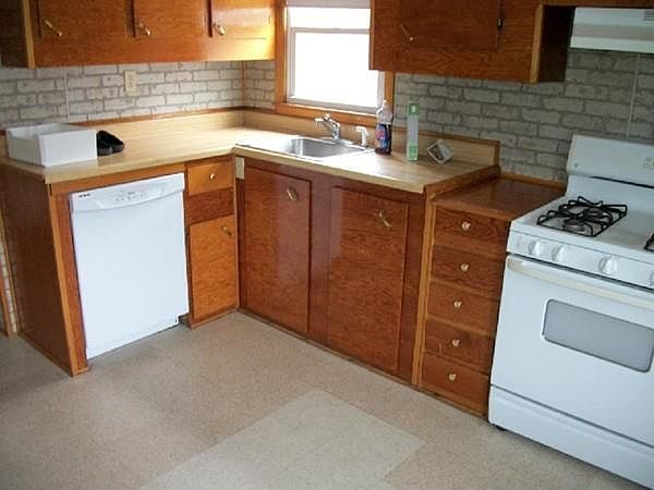 1st image of 49 Rogers Ln #1