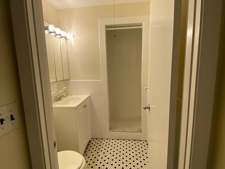 247 Main St — Photo 12