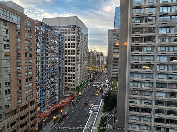 4th image of 1121 Bay St #1504