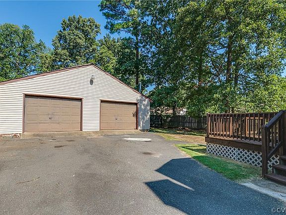 5th image of 7532 Robinwood Ct