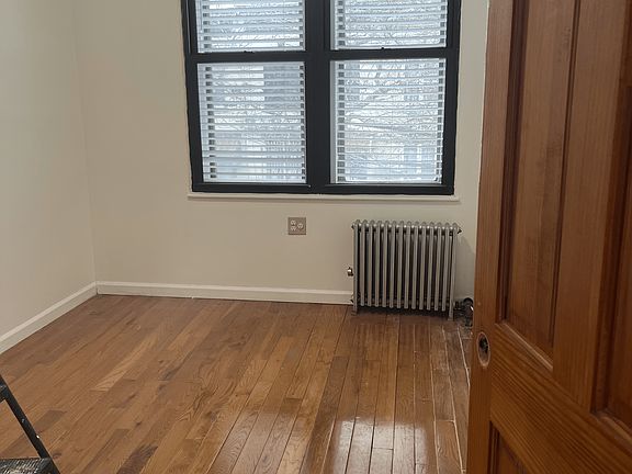 4th image of 546 Van Siclen Ave APT 2R