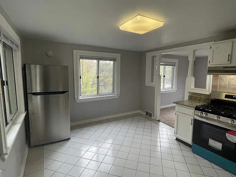 2404 S 18th St #2 — Photo 9