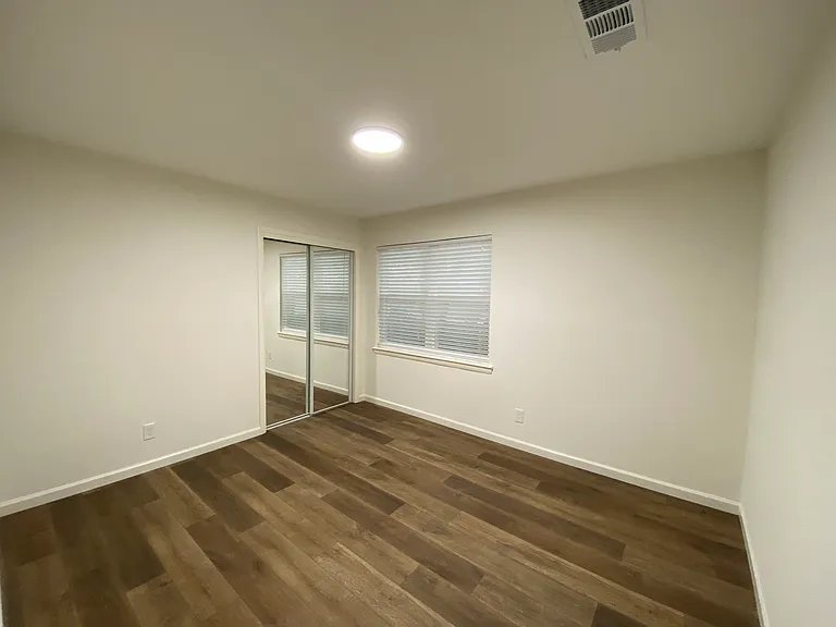 10106 Brockbank Dr — Photo 24