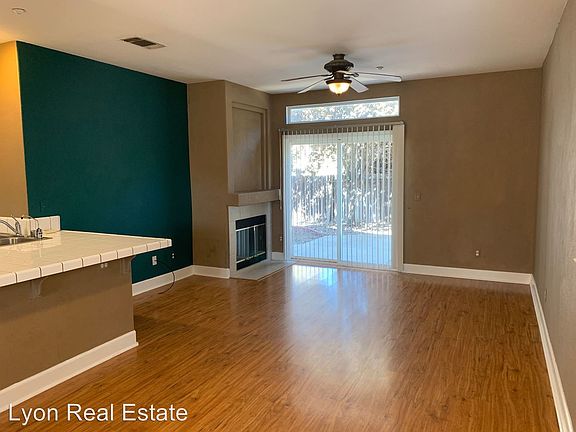 4th image of 883 Wallace Dr
