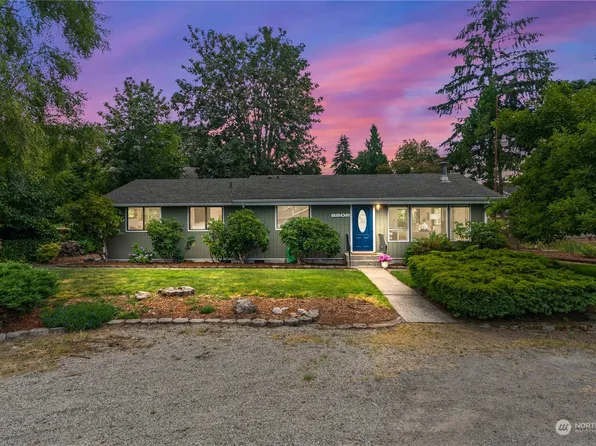 8202 29th Street W, University Place, WA 98466