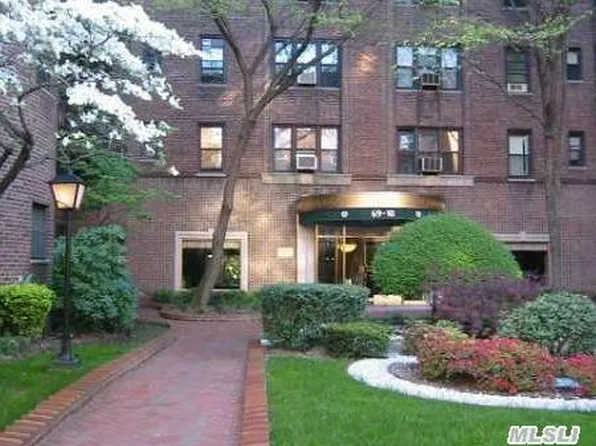 69-10 Yellowstone Boulevard image 1 of 8